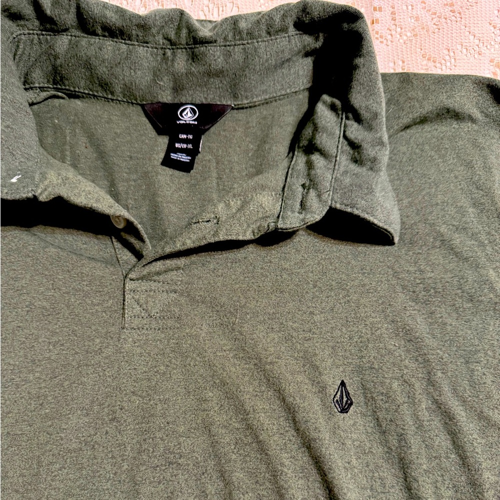 Volcom men’s XL Olive Green Polo